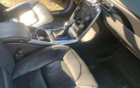 Volvo XC70 II рестайлинг, 2012 год, 1 780 000 рублей, 20 фотография