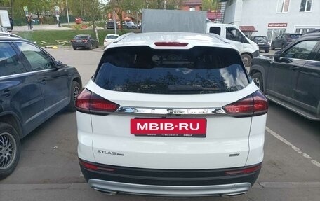 Geely Atlas, 2022 год, 1 950 000 рублей, 9 фотография