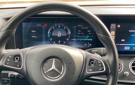 Mercedes-Benz E-Класс, 2017 год, 3 600 000 рублей, 15 фотография