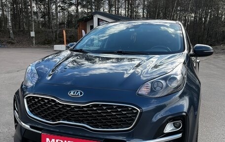KIA Sportage IV рестайлинг, 2020 год, 2 490 000 рублей, 1 фотография