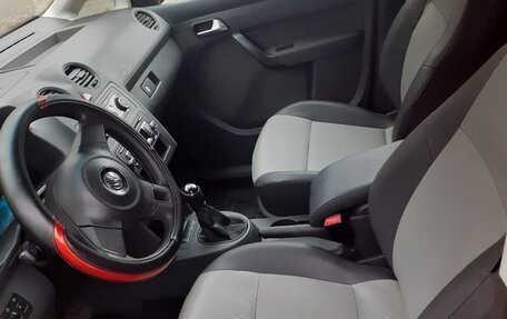 Volkswagen Caddy III рестайлинг, 2013 год, 990 000 рублей, 16 фотография