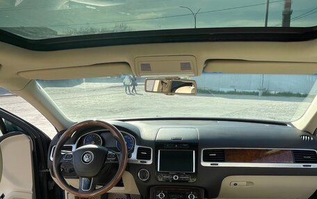 Volkswagen Touareg III, 2012 год, 1 915 000 рублей, 12 фотография