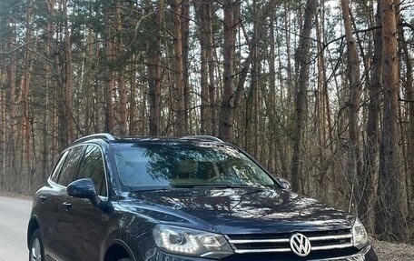 Volkswagen Touareg III, 2012 год, 1 915 000 рублей, 3 фотография