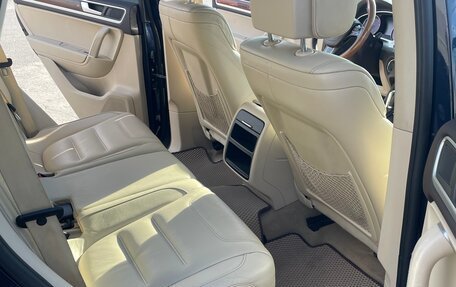 Volkswagen Touareg III, 2012 год, 1 915 000 рублей, 21 фотография