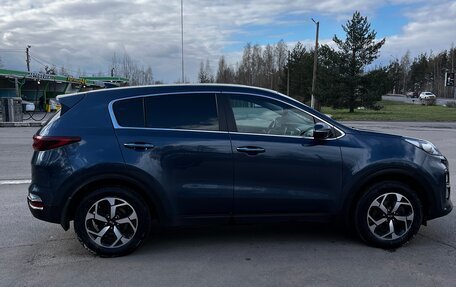 KIA Sportage IV рестайлинг, 2020 год, 2 490 000 рублей, 3 фотография