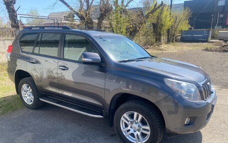 Toyota Land Cruiser Prado 150 рестайлинг 2, 2012 год, 3 040 000 рублей, 3 фотография