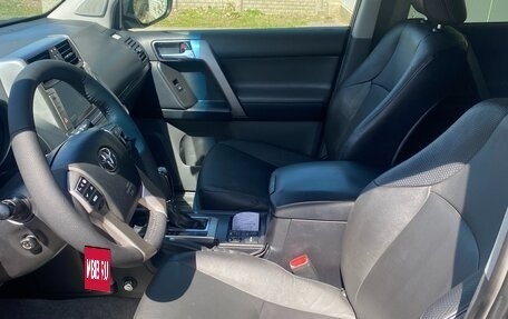 Toyota Land Cruiser Prado 150 рестайлинг 2, 2012 год, 3 040 000 рублей, 6 фотография