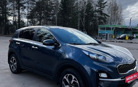 KIA Sportage IV рестайлинг, 2020 год, 2 490 000 рублей, 2 фотография