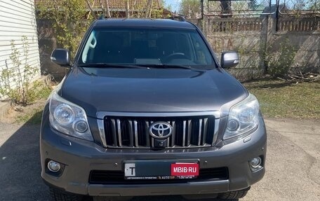 Toyota Land Cruiser Prado 150 рестайлинг 2, 2012 год, 3 040 000 рублей, 7 фотография