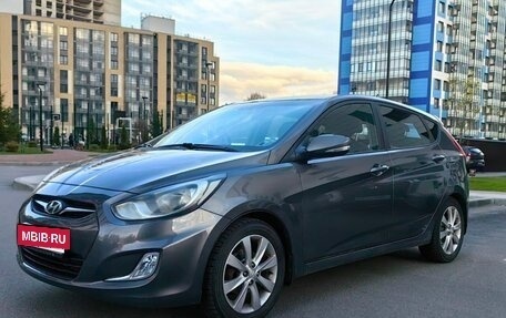 Hyundai Solaris II рестайлинг, 2011 год, 785 000 рублей, 6 фотография