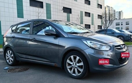 Hyundai Solaris II рестайлинг, 2011 год, 785 000 рублей, 2 фотография
