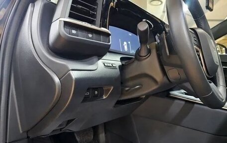 Toyota Crown, 2023 год, 5 350 000 рублей, 18 фотография