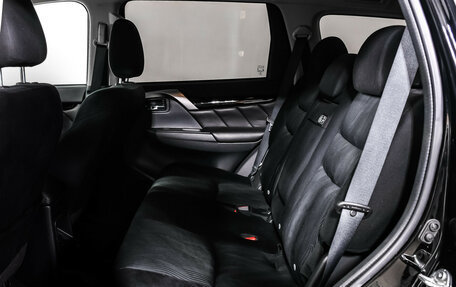 Mitsubishi Pajero Sport III рестайлинг, 2019 год, 2 999 000 рублей, 13 фотография