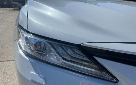 Toyota Camry, 2021 год, 3 890 000 рублей, 10 фотография