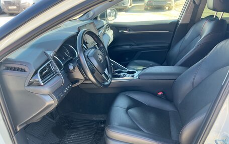 Toyota Camry, 2021 год, 3 890 000 рублей, 24 фотография