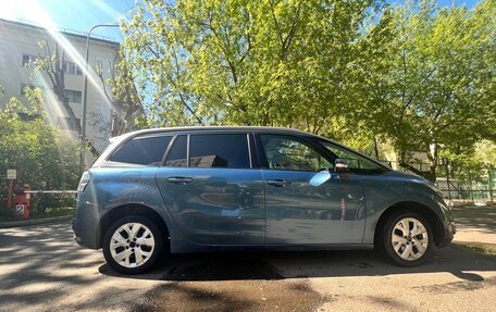 Citroen C4 Picasso II рестайлинг, 2015 год, 1 000 000 рублей, 7 фотография