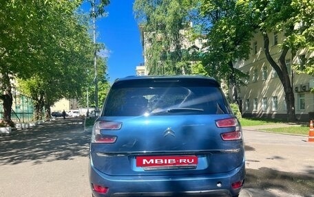 Citroen C4 Picasso II рестайлинг, 2015 год, 1 000 000 рублей, 4 фотография