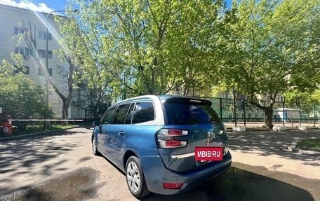 Citroen C4 Picasso II рестайлинг, 2015 год, 1 000 000 рублей, 5 фотография