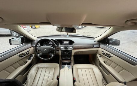Mercedes-Benz E-Класс, 2011 год, 1 700 000 рублей, 9 фотография