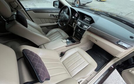 Mercedes-Benz E-Класс, 2011 год, 1 700 000 рублей, 10 фотография