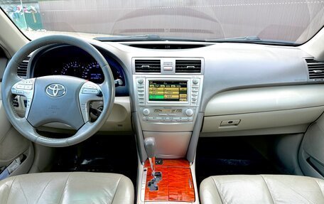 Toyota Camry, 2010 год, 1 400 000 рублей, 4 фотография