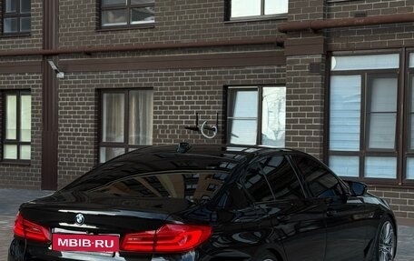 BMW 5 серия, 2018 год, 2 600 000 рублей, 2 фотография