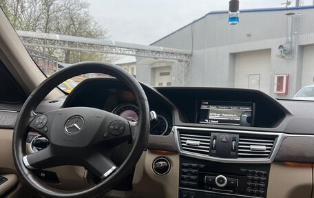Mercedes-Benz E-Класс, 2011 год, 1 700 000 рублей, 11 фотография