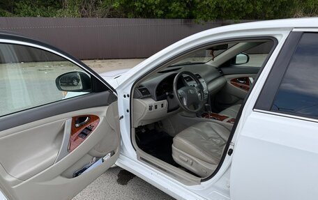 Toyota Camry, 2010 год, 1 400 000 рублей, 7 фотография