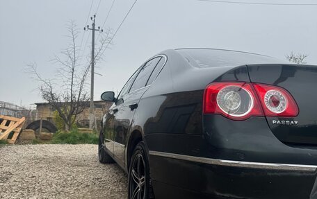 Volkswagen Passat B6, 2005 год, 620 000 рублей, 10 фотография