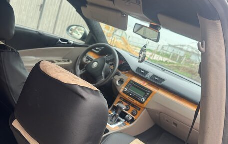 Volkswagen Passat B6, 2005 год, 620 000 рублей, 11 фотография