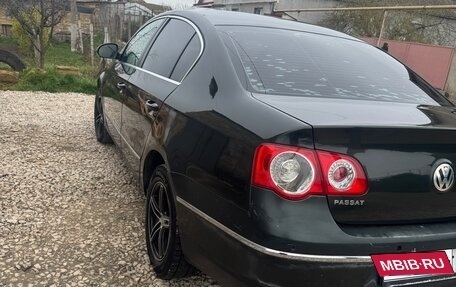 Volkswagen Passat B6, 2005 год, 620 000 рублей, 6 фотография