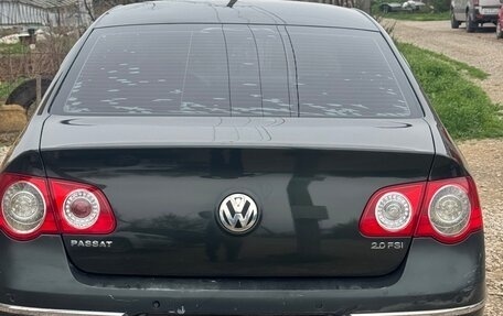 Volkswagen Passat B6, 2005 год, 620 000 рублей, 8 фотография