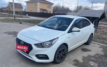 Hyundai Solaris II рестайлинг, 2018 год, 1 400 000 рублей, 2 фотография