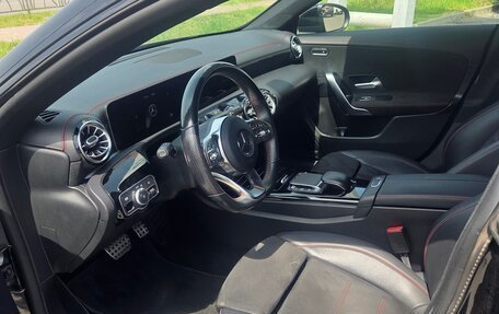 Mercedes-Benz CLA, 2020 год, 3 200 000 рублей, 8 фотография