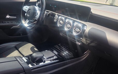 Mercedes-Benz CLA, 2020 год, 3 200 000 рублей, 13 фотография