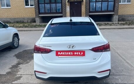 Hyundai Solaris II рестайлинг, 2018 год, 1 400 000 рублей, 5 фотография