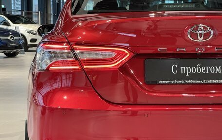 Toyota Camry, 2021 год, 3 250 000 рублей, 7 фотография