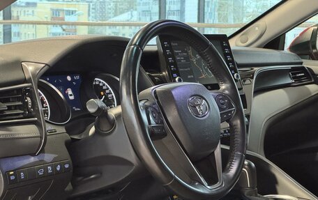 Toyota Camry, 2021 год, 3 250 000 рублей, 9 фотография