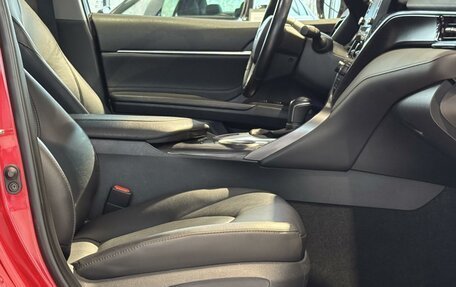 Toyota Camry, 2021 год, 3 250 000 рублей, 13 фотография