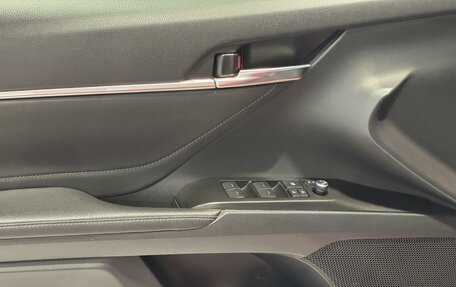 Toyota Camry, 2021 год, 3 250 000 рублей, 20 фотография