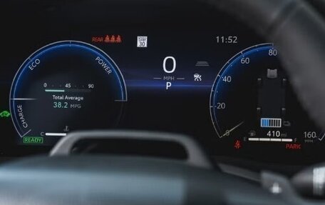 Toyota Camry, 2025 год, 3 700 000 рублей, 4 фотография