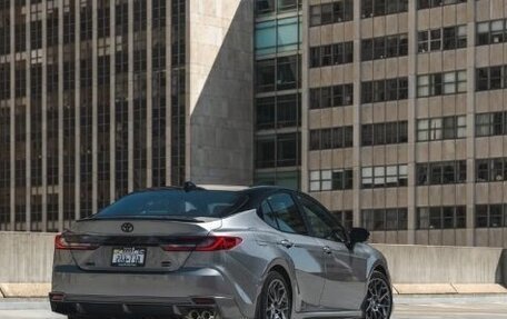 Toyota Camry, 2025 год, 3 700 000 рублей, 2 фотография