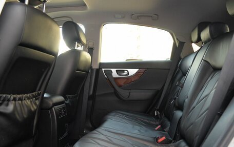 Infiniti FX II, 2012 год, 2 290 000 рублей, 30 фотография