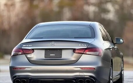 Mercedes-Benz E-Класс AMG, 2022 год, 7 300 000 рублей, 6 фотография