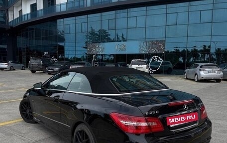 Mercedes-Benz E-Класс, 2010 год, 2 100 000 рублей, 2 фотография