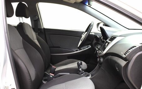 Hyundai Solaris II рестайлинг, 2013 год, 730 000 рублей, 9 фотография