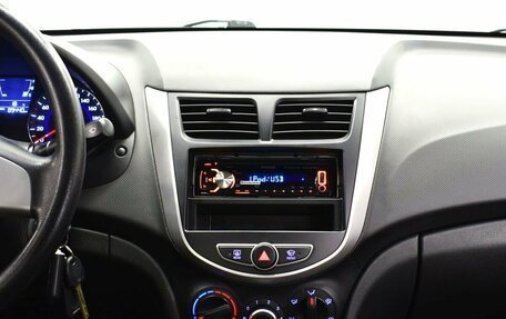 Hyundai Solaris II рестайлинг, 2013 год, 730 000 рублей, 7 фотография