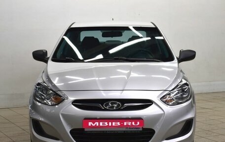 Hyundai Solaris II рестайлинг, 2013 год, 730 000 рублей, 2 фотография