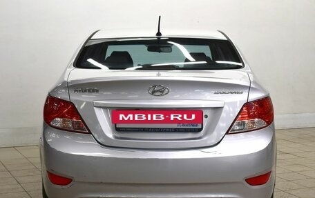 Hyundai Solaris II рестайлинг, 2013 год, 730 000 рублей, 3 фотография