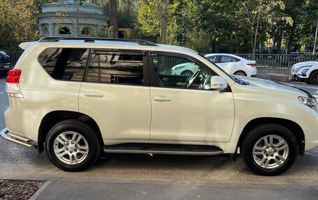 Toyota Land Cruiser Prado 150 рестайлинг 2, 2012 год, 3 600 000 рублей, 2 фотография